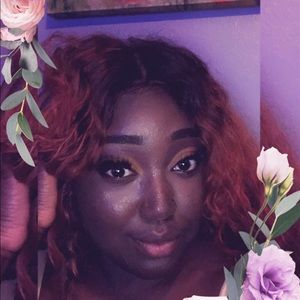 Meet your Posher, Brianna